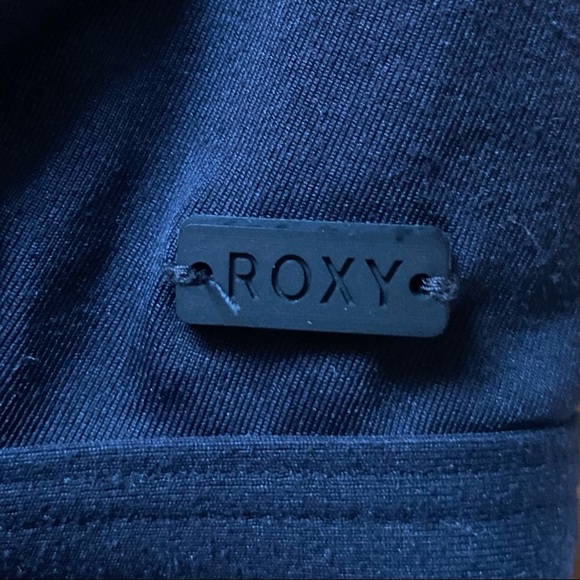 ⚡️SOLD⚡️ Roxy Bikini Set - Picture 4 of 9